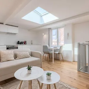 Quiet Duplex Studio In The Heart Of Old Lille! Appartement Lille