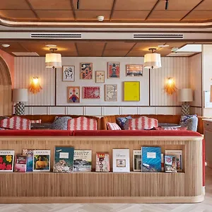 https://de-silhouette.biarritzhotels.info