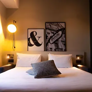 **** Hotel Mercure Tour Eiffel Pont Mirabeau Francia